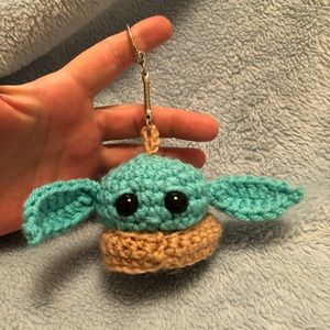 Crochet yoda keychain